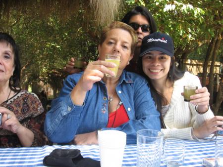 Regina entouree par ses fans